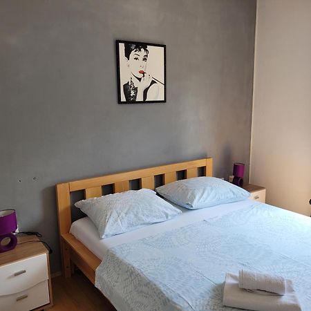 Apartmani Vini フヴァル エクステリア 写真